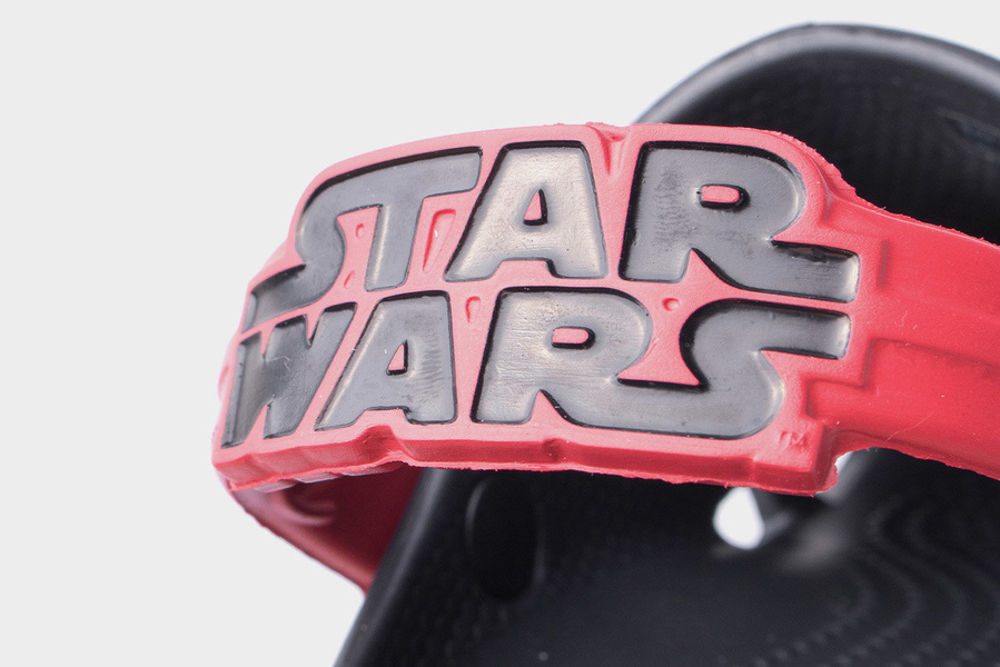 Chodaki Crocs Lights DARTH VADER 204137-001