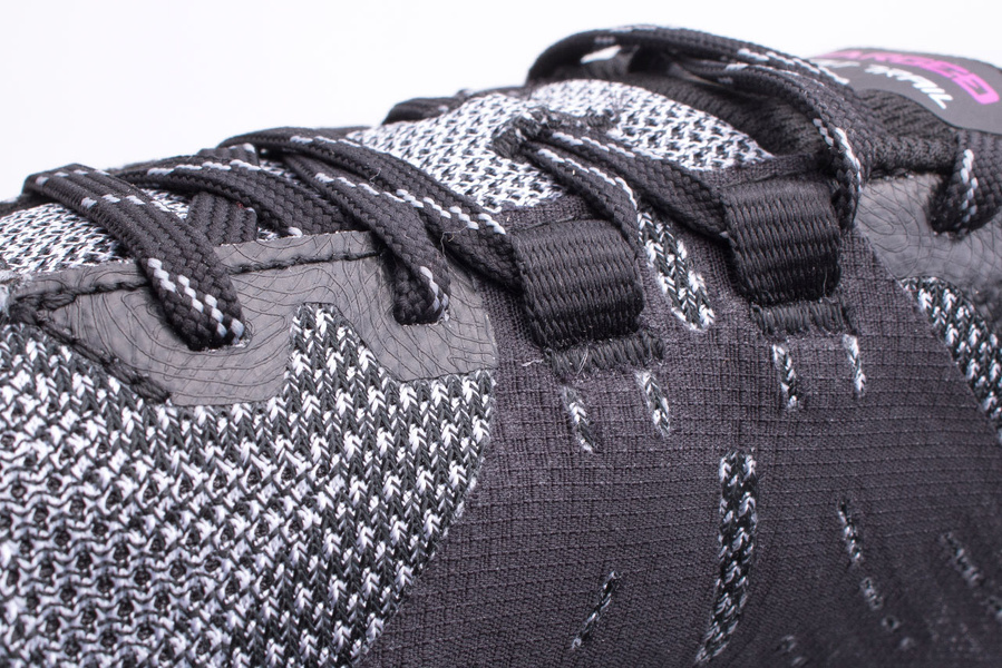 Buty damskie Under Armour CHARGED BANDIT 3022786-001