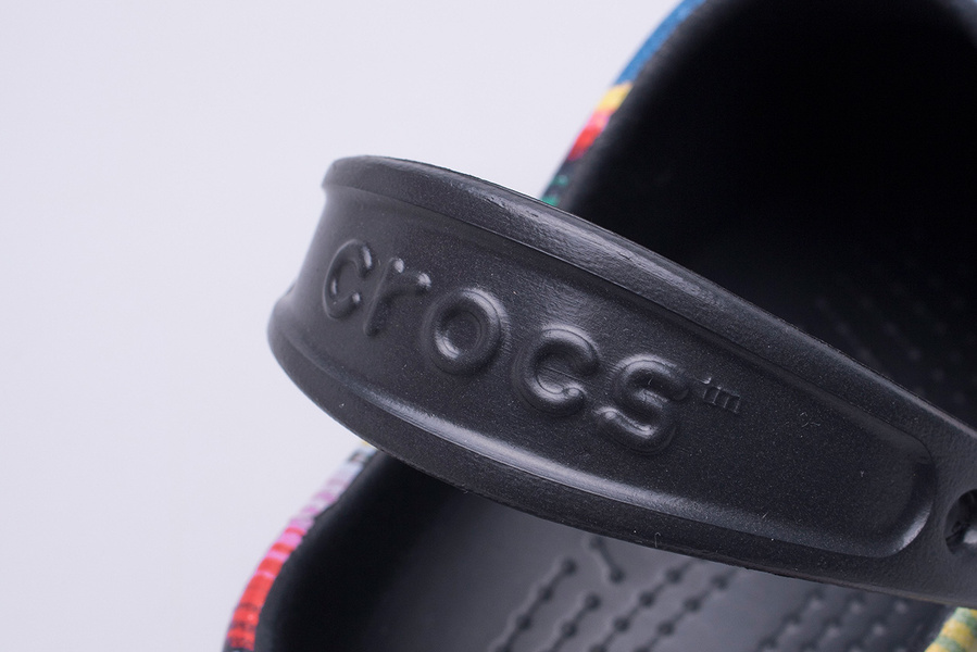 Chodaki CROCS BISTRO GRAPHIC CLOG 204044-0N8