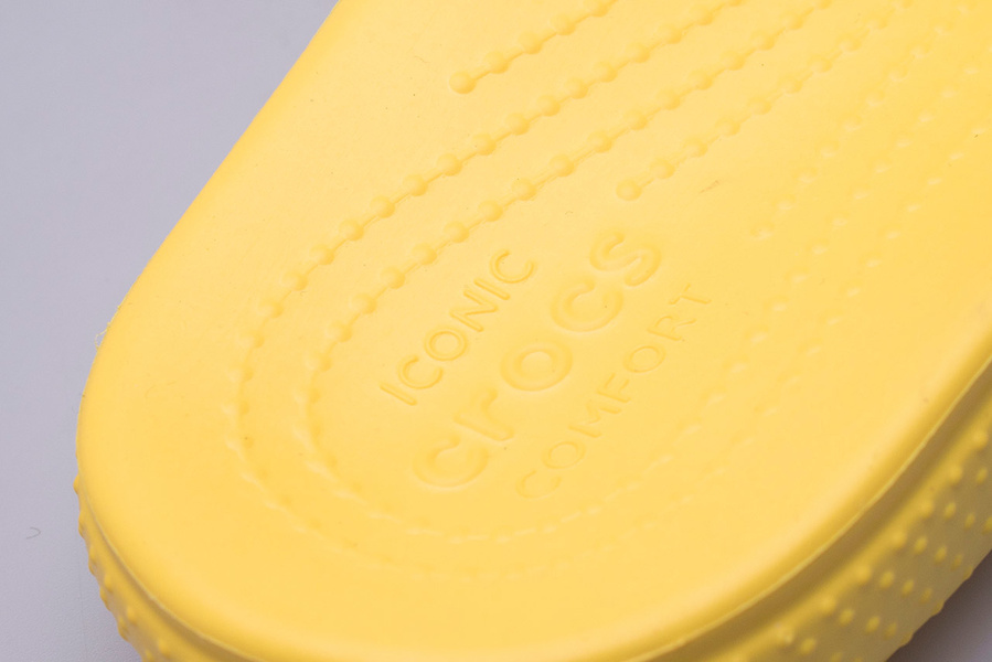 Klapki CROCS CLASSIC SLIDE 206121-7C1