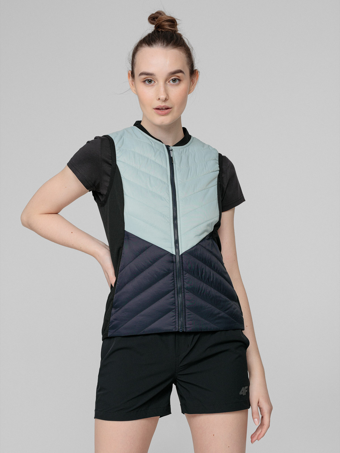 Kurtka damska puchowa bezrękawnik 4F H4L22-BZD060-47S