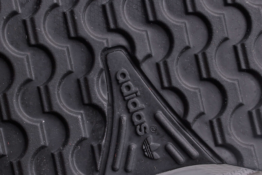 Buty dziecięce adidas ZX 700 HD CF C FX5238