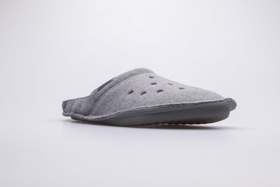 Kapcie CROCS CLASSIC SLIPPER 203600-00Q