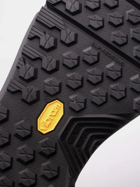 Buty męskie Under Armour Valsetz Mid 3027382-001 