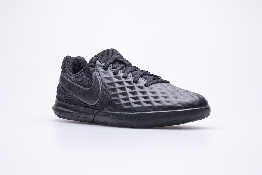 Buty dziecięce NIKE JR LEGEND 8 CLUB IC AT5882-010