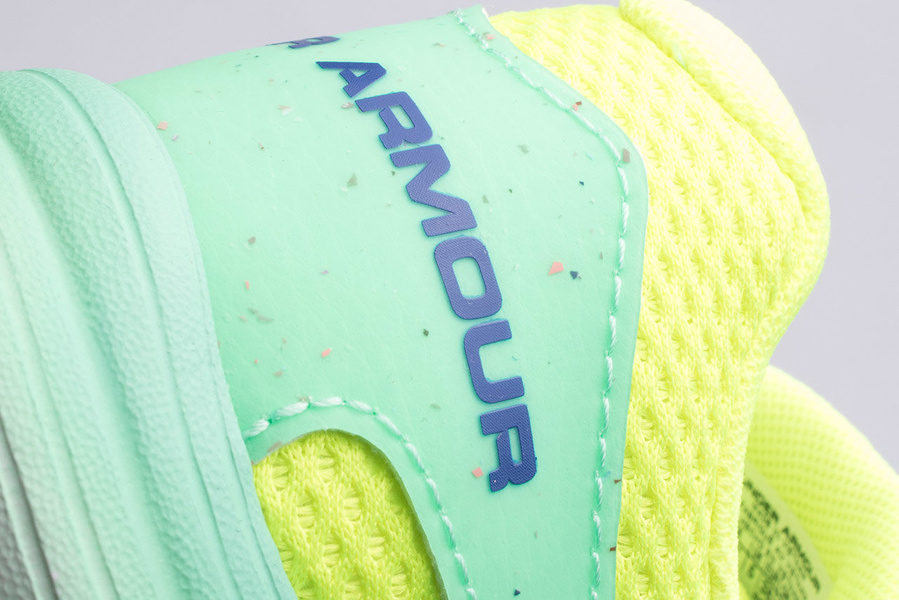 Buty damskie Under Armour SURGE 2 SPLASH 3024093-300