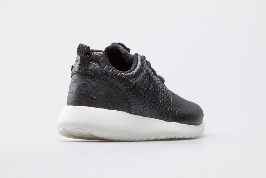 Buty damskie NIKE WMNS ROSHE ONE LX 881202-001