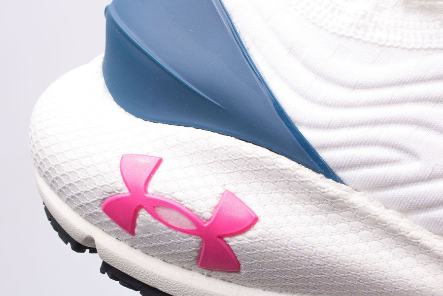 Buty damskie Under Armour 3024155-108