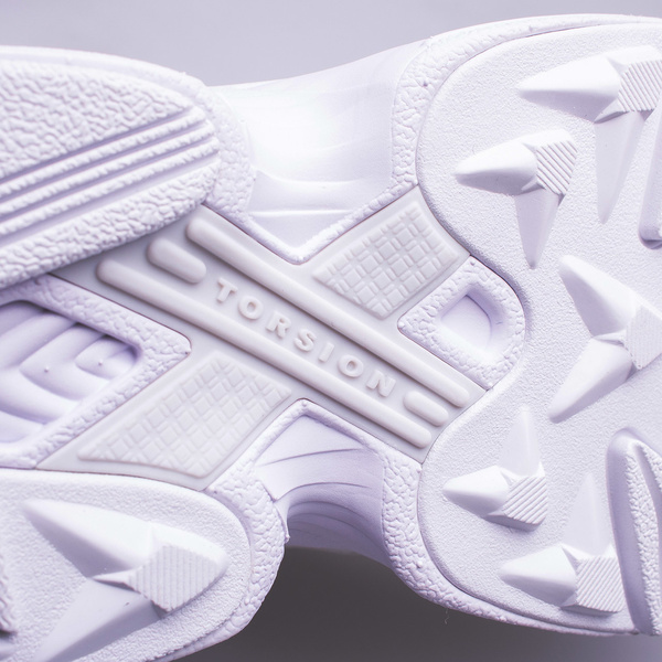 Buty damskie adidas Falcon W B28128