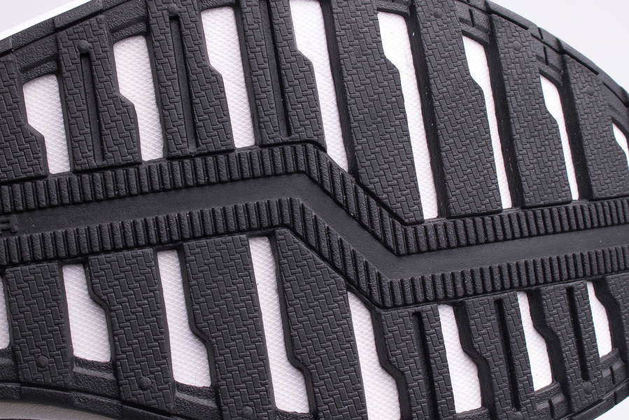 Buty męskie Under Armour 3021953-003