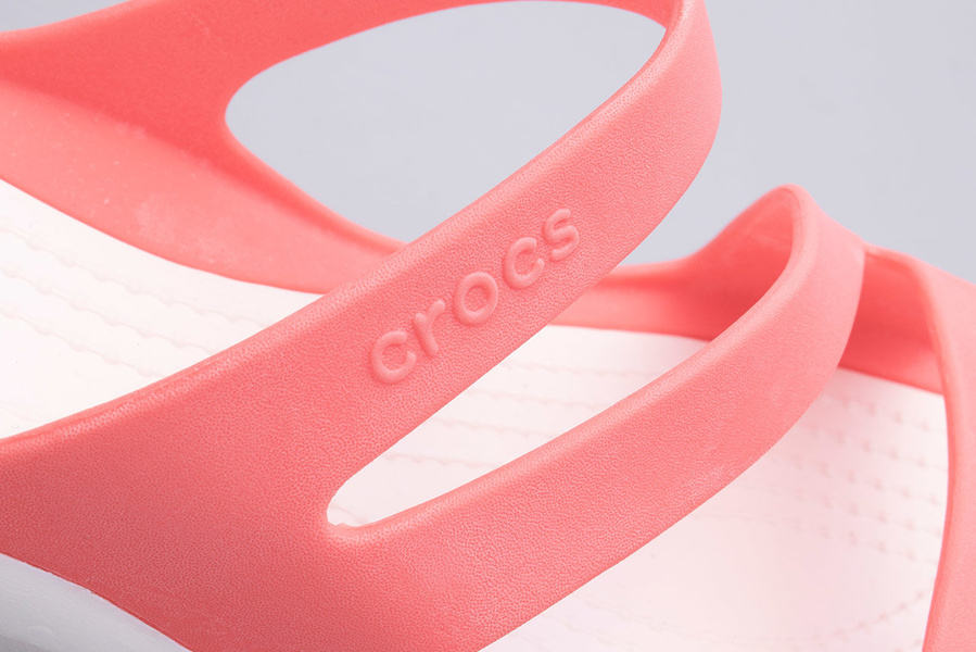 Klapki Crocs Swiftwater Sandal W 203998-6SL