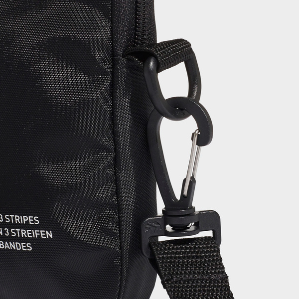 Saszetka adidas TRICOL FEST BAG GN5463