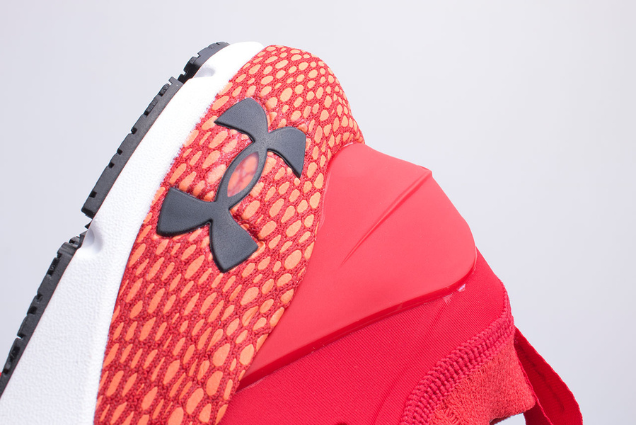 Buty męskie Under Armour HOVR PHANTOM 2 3023017-604