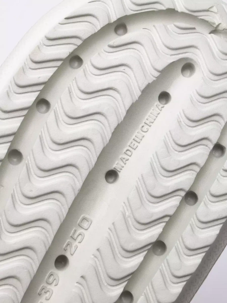 Klapki damskie OUTHORN OTHWSS23FFLIF120-47S 