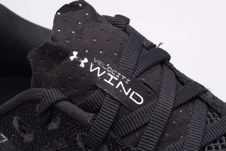 Buty męskie Under Armour Velocity Wind 2 3024903-001