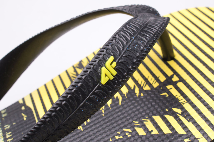 Klapki dziecięce 4F JUNIOR HJL22-JKLM004-90S