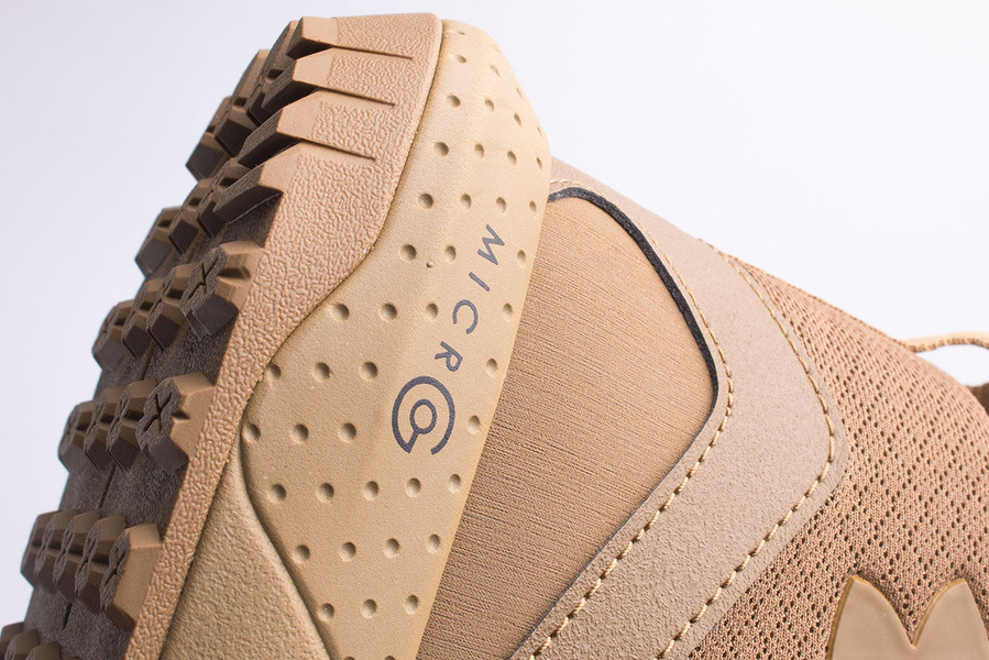 Buty męskie trapery Under Armour 3023741-200