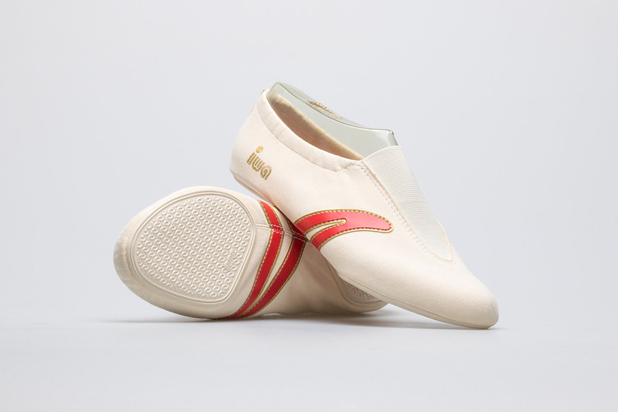 Baletki gimnastyczne IWA 502 kremowe