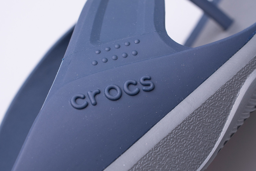 Japonki Crocs Swiftwater Wave Flip M 206242-4HE