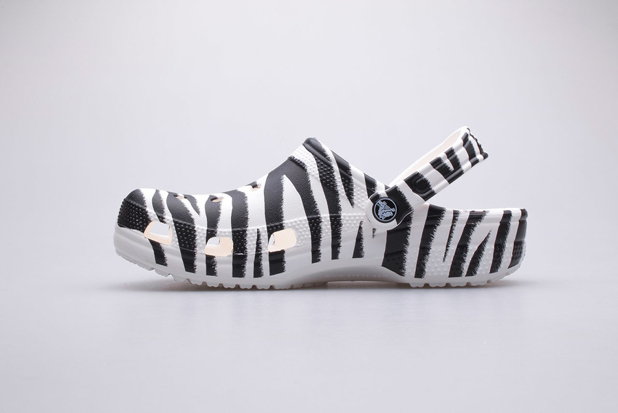 Chodaki CROCS CLASSIC ANIMAL PRINT CLOG 206676-1DE