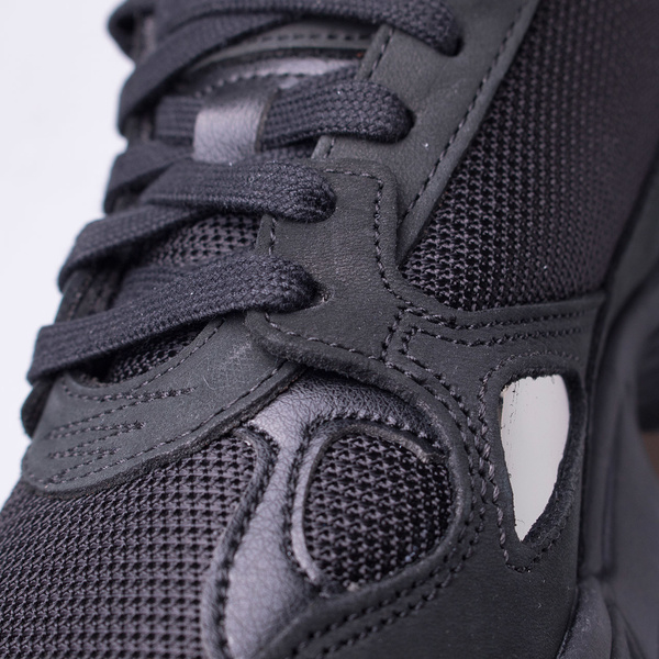 Buty damskie adidas Falcon W G26880