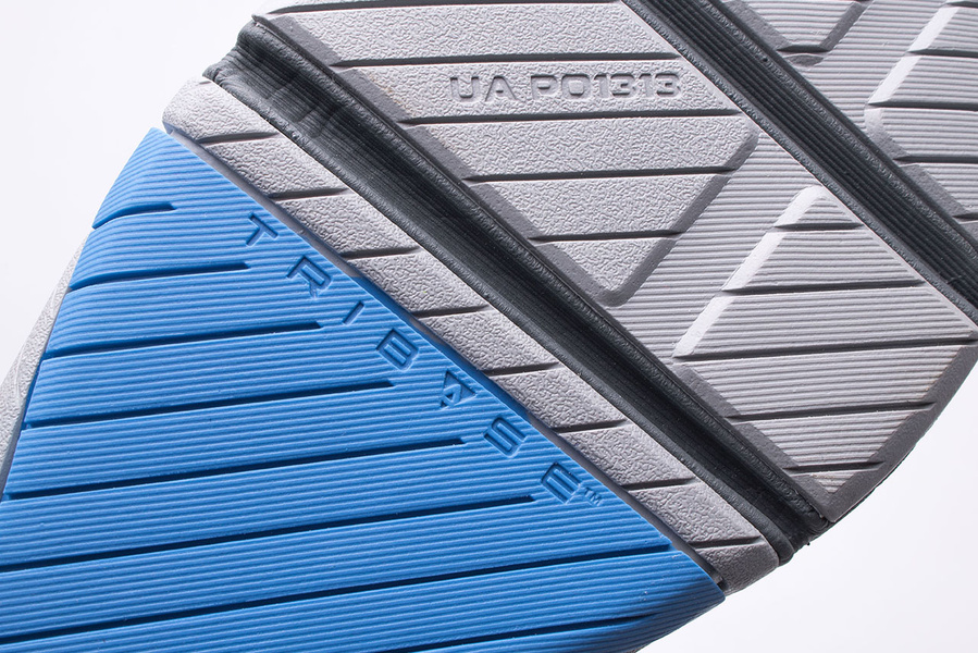 Buty męskie Under Armour 3025052-104