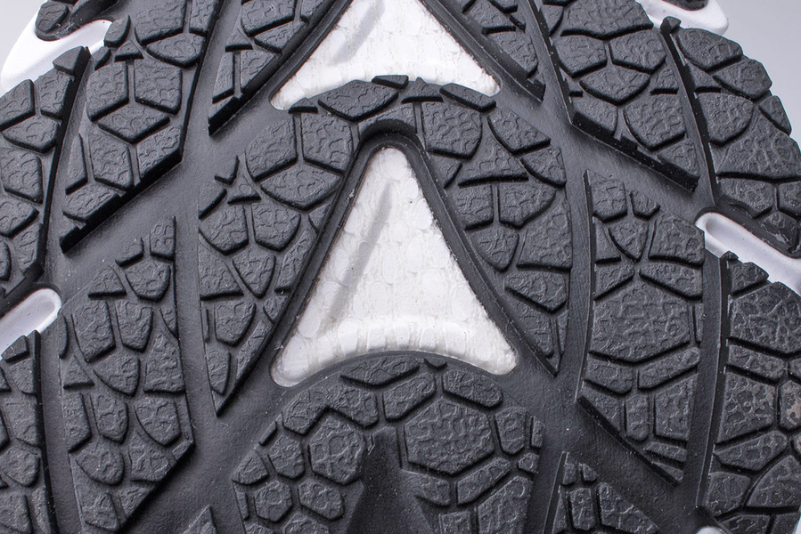 Buty damskie Under Armour HOVR PHANTOM 2 3023660-101