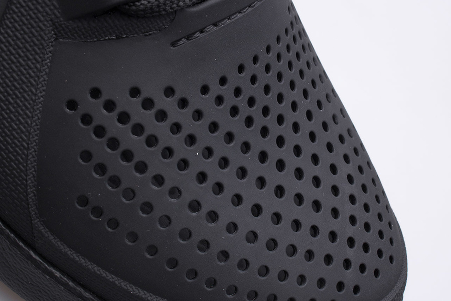 Buty męskie CROCS LITERIDE PACER M 204967-060