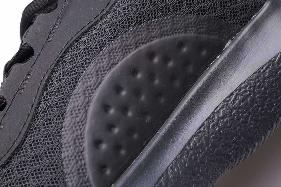 Buty męskie Under Armour Victory 3023639-003