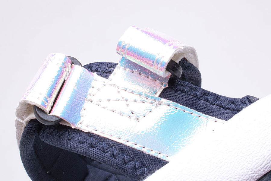 Sandały dziewczęce 4F JUNIOR HJL22-JSAD002-90S