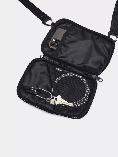 Saszetka Under Armour Crossbody 1376465-001