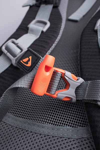 Plecak turystyczny BERGSON MOLDE 30 BLACK