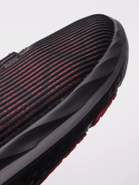 Buty męskie Under Armour Charged Swift 3026999-002