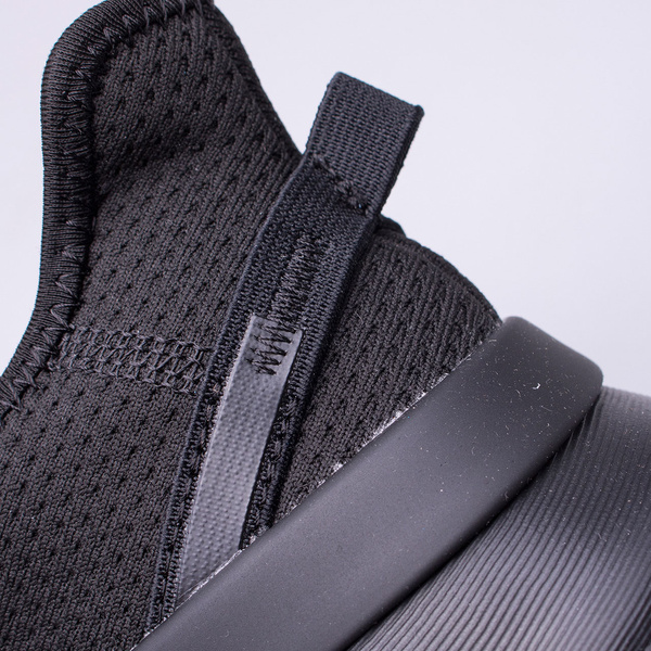 Buty dziecięce adidas U_PATH RUN J G28107