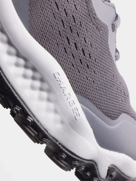 Buty męskie Under Armour CHARGED MAVEN 3026136-103