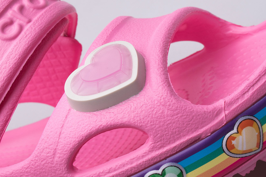 Sandały CROCS FUN LAB RAINBOW SANDAL 206795-669