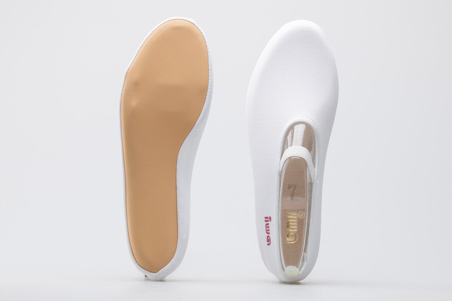 Baletki gimnastyczne IWA 250 białe