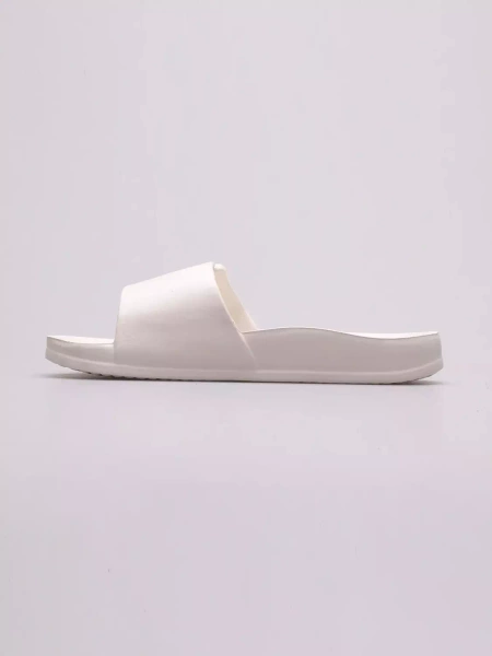 Klapki damskie OUTHORN OTHSS23FFLIF055-11S