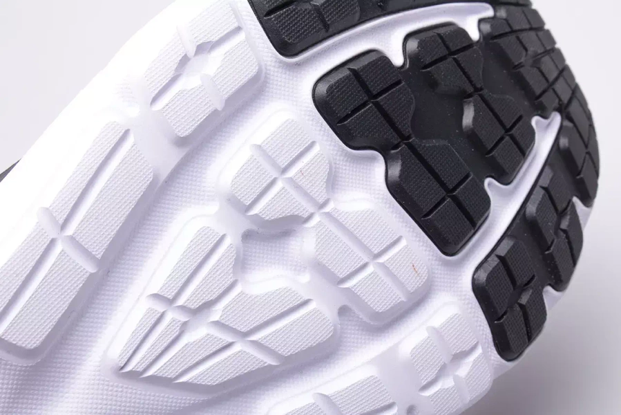 Buty męskie Under Armour SURGE 3 3024883-006