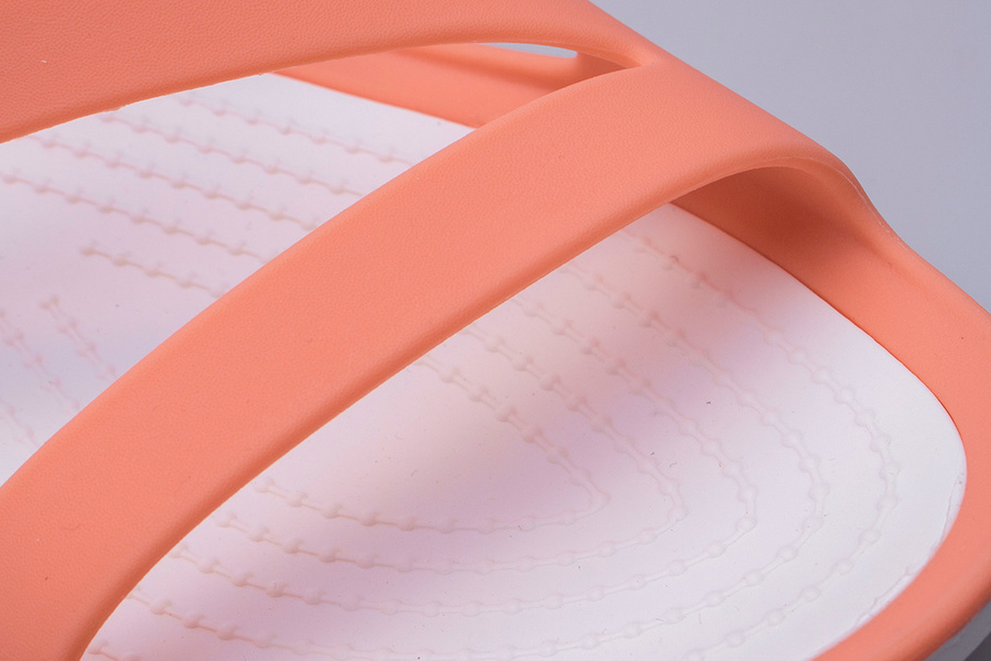 Klapki Crocs Swiftwater Sandal W 203998-82Q