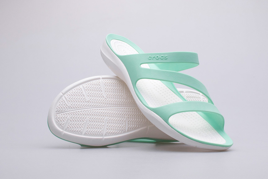 Klapki Crocs Swiftwater Sandal W 203998-3U3