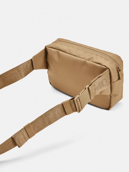 Nerka Under Armour 1381914-263