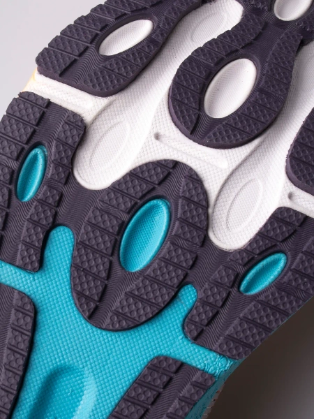 Buty męskie Under Armour HOVR Machina 3026235-301