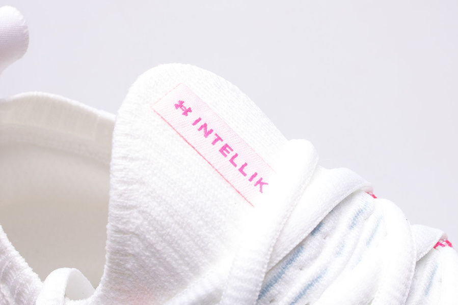 Buty damskie Under Armour 3024155-108