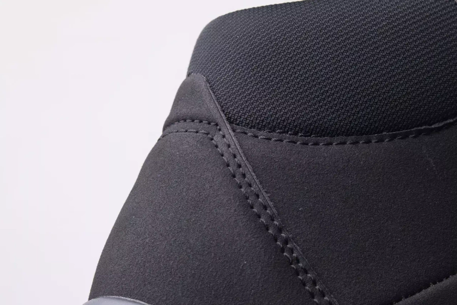 Buty dziecięce 4F 4FJAW22FWINM005-20S