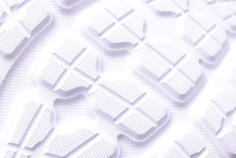 Buty dziecięce Under Armour BPS Surge 3 AC 3024990-001