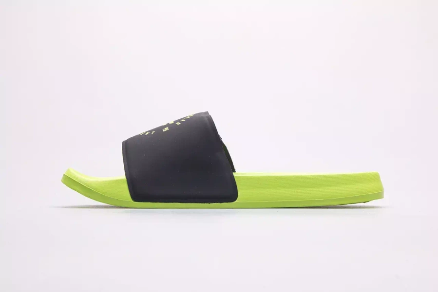 Klapki dziecięce 4F HJZ22-JKLM001-72S