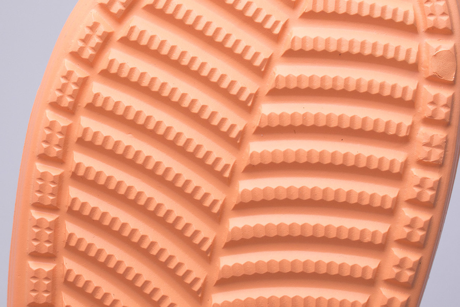 Klapki CROCS CLASSIC SLIDE 206121-801