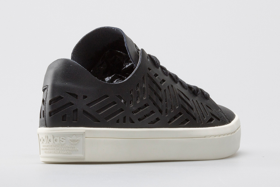 Buty damskie adidas COURTVANTAGE CUTOUT W BY2956