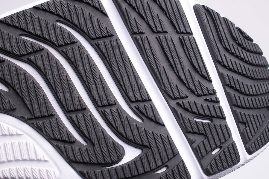 Buty męskie Under Armour 3024138-001